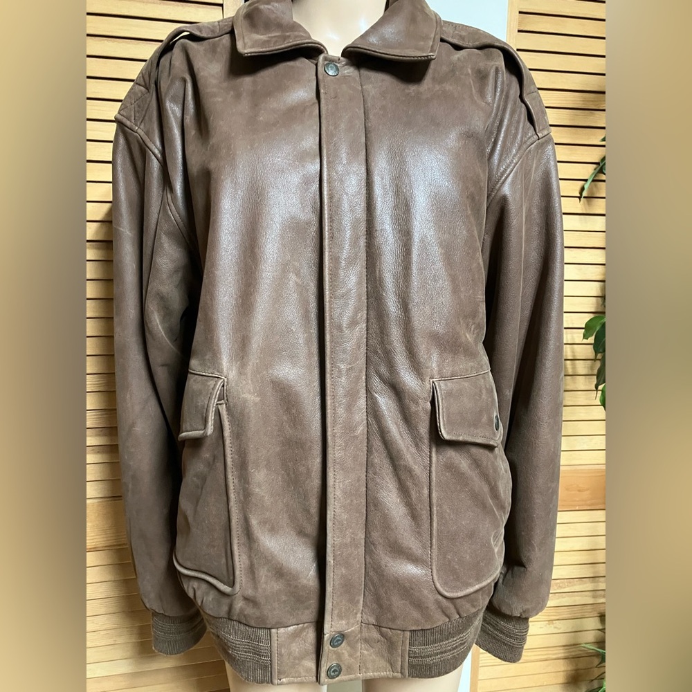 Men's Brown Leather Bomber Jacket—Roundtree & Yorke